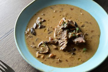 sığır eti güveç sebze ile