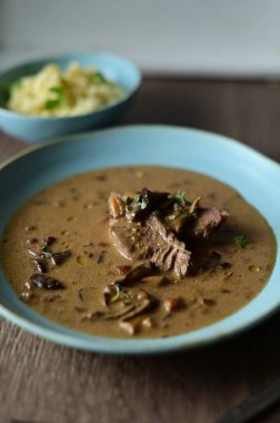 Tabakta lezzetli biftek..