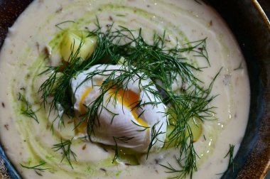 dereotu ile krem çorba