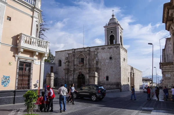 Arequipa Perú Enero 2014 Vista Iglesia San Agustín Cerca Plaza — Foto de Stock