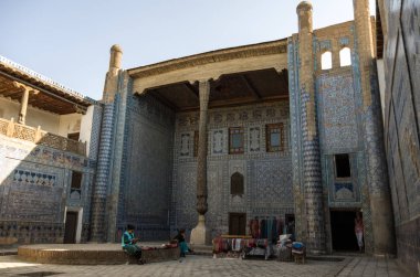 Hiva, Özbekistan - 30 Nisan 2015: İç camide Kuhna Ark Kalesi, Hiva, Özbekistan