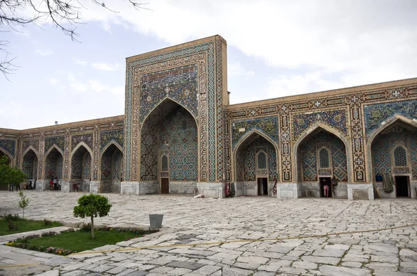 stock image Courtyard of Ulugbek Madrasah on Registan Square in Samarkand, Uzbekistan