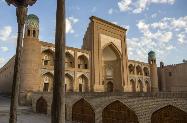Kutlug Murad Inaka Madrasa Khiva Uzbequistão — Fotografia de Stock