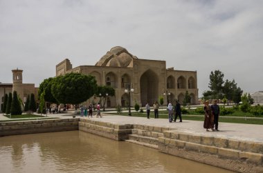Buhara, Özbekistan - 29 Nisan 2015: Baha-ud-Din Naqshband el-Buhârî Ensemble.