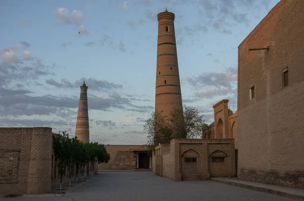 Minareto Del Complesso Islom Liguja Nella Città Khiva Uzbekistan — Foto Stock