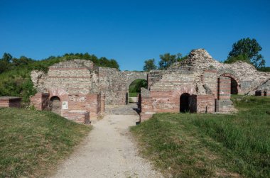 Gamzigrad - antik Roma karmaşık saraylar ve tapınaklar Felix Romuliana, Sırbistan