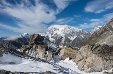 Monte Moro pass Macugnaga, İtalya dan Monte Rosa Dağı'na görüntülemek
