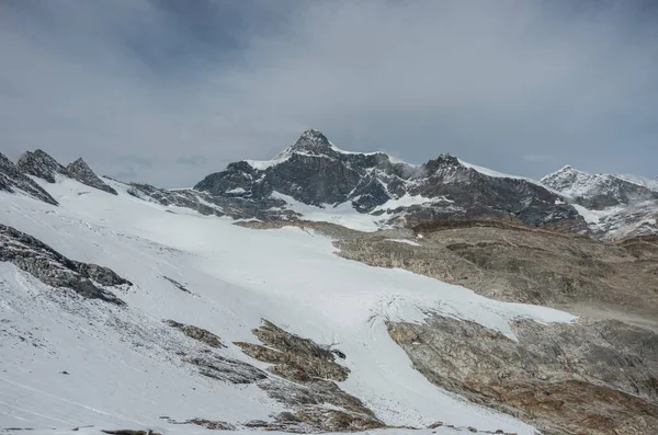 Nézd Seewjinengletscher Gleccser Monte Rosa Massif Schwarzberghorn Mount Háttér Svájc — Stock Fotó