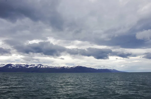Βόρεια Ακτή Της Ισλανδίας Στις Ακτές Του Skjalfandi Επισφαλής Κόλπο — Φωτογραφία Αρχείου