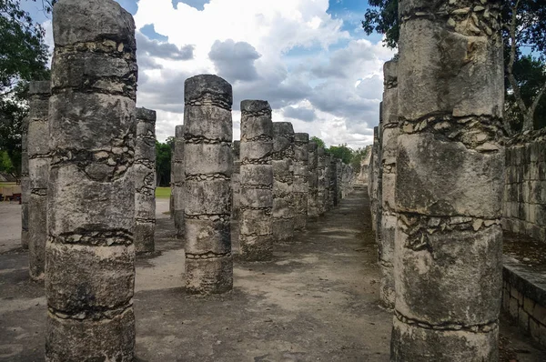 Chichen Itza Colonne Nel Tempio Dei Mille Guerrieri Messico — Foto Stock