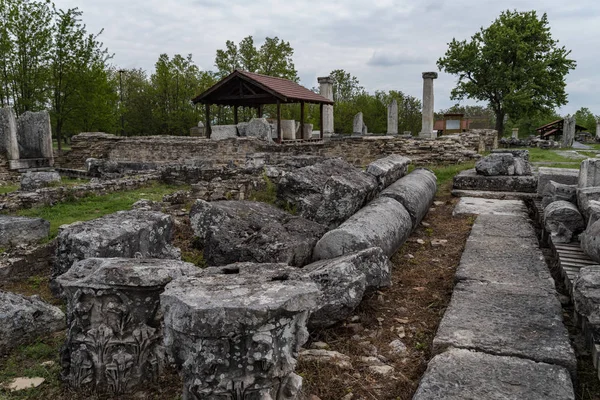 Nikopolis ad Istrum Ruinas de la antigua ciudad de Roma en Bulgaria, cerca de Veliko Tarnovo . — Foto de Stock