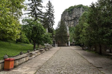 On dokuzuncu yüzyıl Dryanovo Manastırı St. Archangel Michael, Gabrovo Bölgesi, Bulgaristan