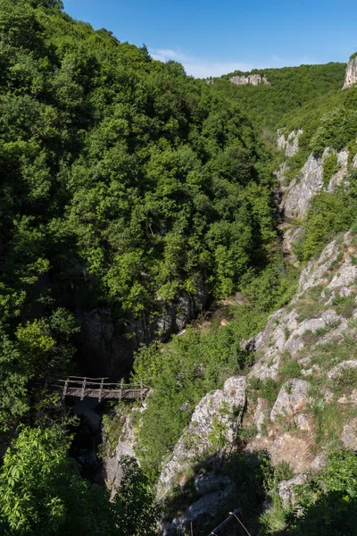 Canyon Emen na província de Veliko Tarnovo na Bulgária — Fotografia de Stock