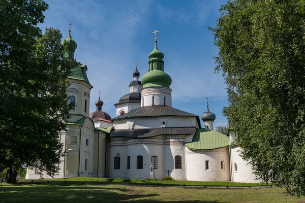 가정 성당 및 키릴로 벨로체르스키 수도원의 다른 사원, 볼로다 지역, 러시아 — 스톡 사진