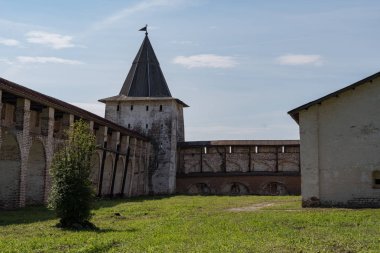 Svitochnaya Kulesi. Kirillo-Belozersky manastırı. Kirillov, Vologda bölgesinde bulunan Rus Ortodoks Kilisesi Manastırı.