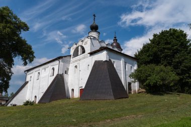 Kirillo-Belozersky Manastırı'ndaki St. Sergius Kilisesi, Vologda bölgesi. Rusya