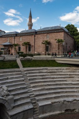  Filibe'nin merkezinde ki Roma Stadyumu'nun Djumaya Camii veya Ulu Camii ve Kalıntıları.