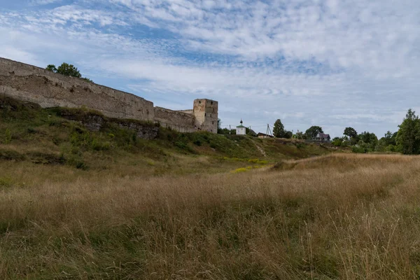 Muralla Medieval Fortaleza Izborsk Torre Talavskaya Capilla Del Icono Korsun — Foto de Stock