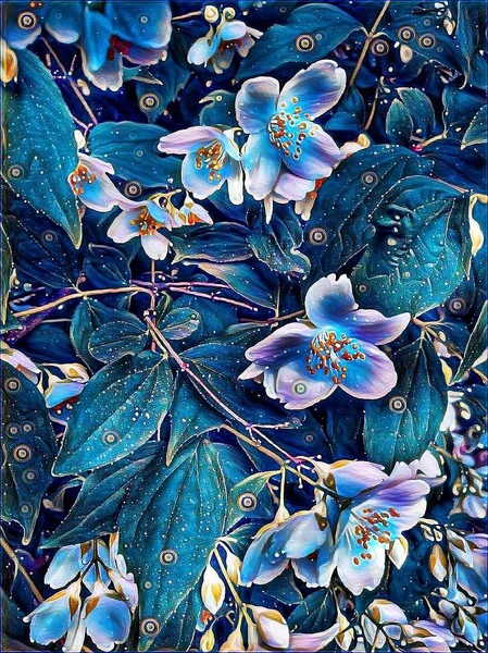 Çim üzerinde ilkbaharda geç akşam Yasemin çiçekleri