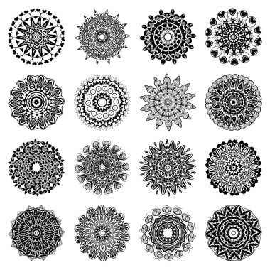 Mandalalar ayarlayın. Yuvarlak süsleme desen. Etnik dekoratif öğeler. Vintage dekoratif öğeler. Oryantal desen illüstrasyon. Islam, Arapça, Hint, Türk, pakistan, Çin, Osmanlı motifleri