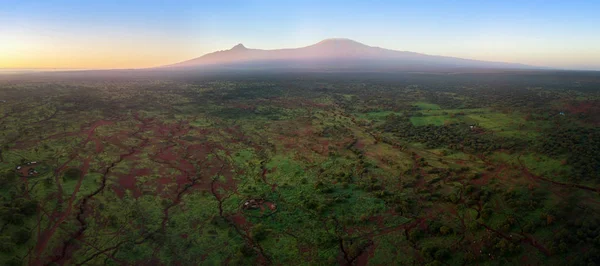 Aerial Panoramic View Mount Kilimanjaro Volcano Summit Covered Snow Lit — Stockfoto