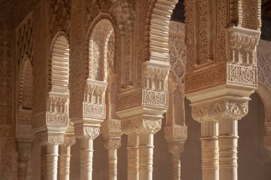 Alhambra, Granada, İspanya Nasrid sarayları mimarisini ayrıntılarını