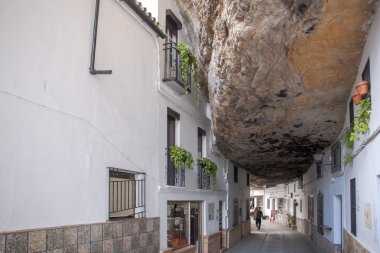 Towns in the province of Cdiz in Andalusia, Setenil de las Bodegas clipart