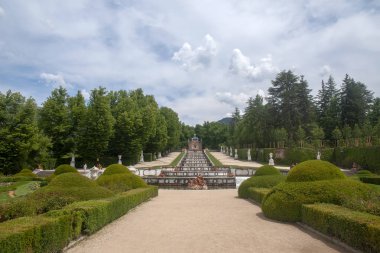Bahçeleri ve La Granja de San ettiler, İspanya Kraliyet Sarayı