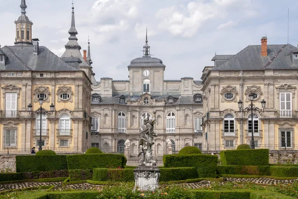 Bahçeleri ve La Granja de San ettiler, İspanya Kraliyet Sarayı