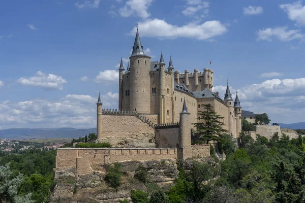 Monumenten van de stad Segovia, het Real Alcazar, Spanje — Stockfoto