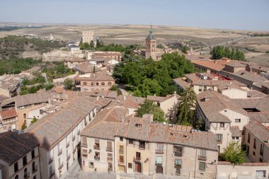 Güzel dolaşın ve anıtsal şehir Segovia, İspanya