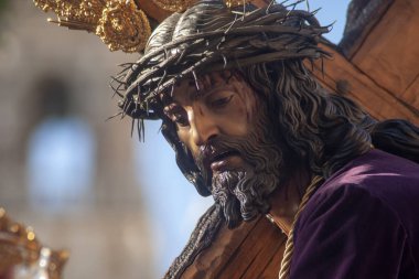 Babamız İsa Kartal Tepesi Kardeşliği'nin alçakgönüllülüğü, Sevilla Kutsal Haftası
