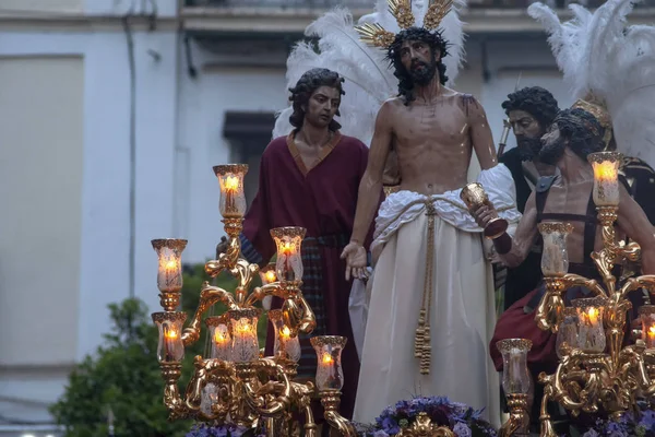 Seville Kardeşlik Elbiselerini Çıkardı Nın Kutsal Hafta — Stok fotoğraf