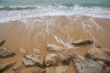 Sahil kenarında sakince