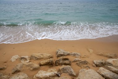 Sahil kenarında sakince