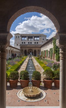 Alhambra, Granada, Endülüs'teki Generalife bahçeleri