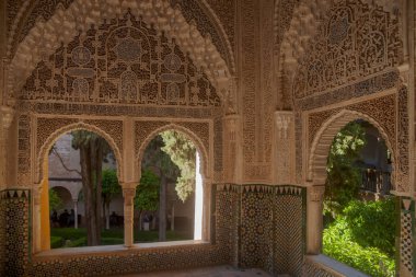 Endülüs, Granada Alhambra Nasrid mimarisi güzel detay