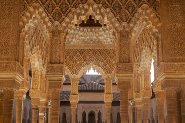 Endülüs, Granada Alhambra Nasrid mimarisi güzel detay