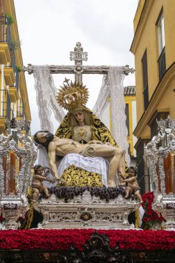 Servites Kardeşliği, Sevilla'da Kutsal Hafta