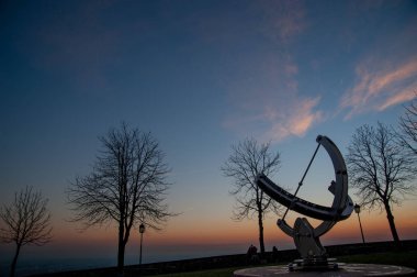 üst şehrin Bergamo Sextant yerleştirilir