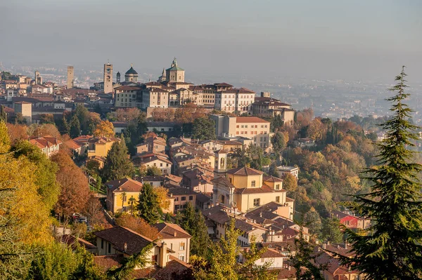 Bergamo Città Medievale Primavera — Foto Stock