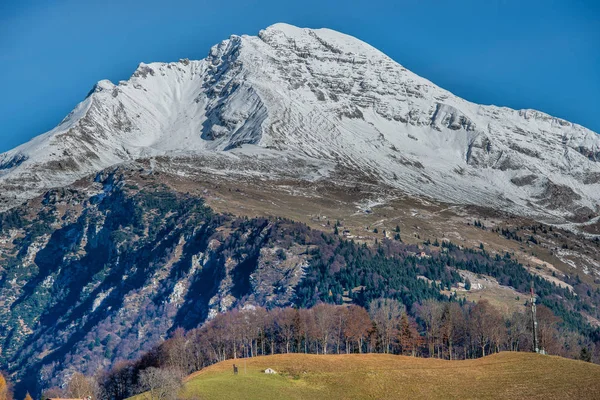 Mont Arera Avec Première Neige Automne — Photo
