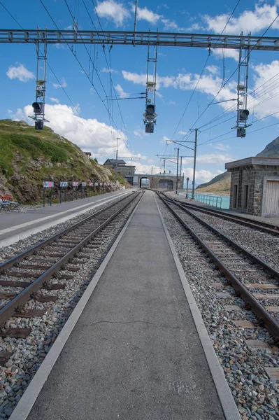 Hospice Railway Station Red Train Bernina — Stock Photo, Image