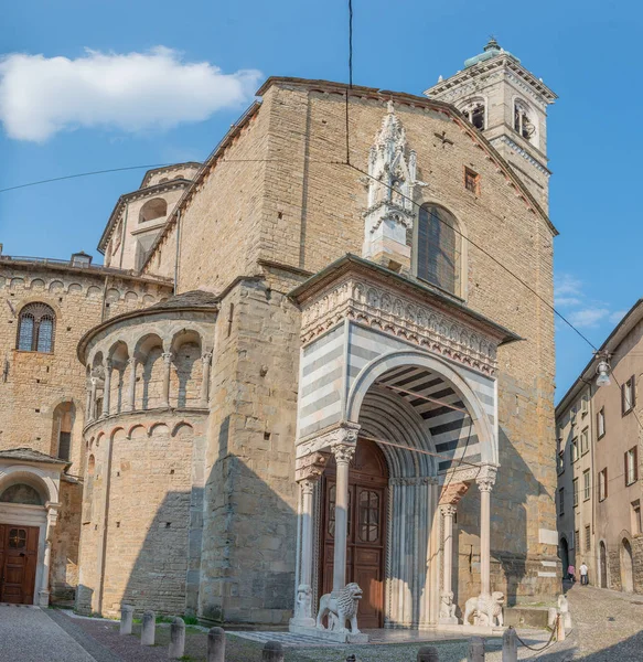 Ingången Till Basilikan Santa Maria Maggiore Bergamo — Stockfoto