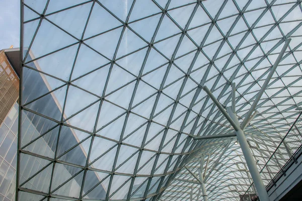 Rho Milano İtalya 2 Aralık 2018: Fiera Milano Rho giriş. Bir önemli Uluslararası Ticaret Fuarı ve Konferansı görsel iletişim ve ticaret Fiera Milano Rho olduğunu