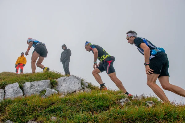 Maga 2018.Zorzone Serina İtalya 2 Eylül 2018: 50 km dağlarında aşırı rekabetçi yarış