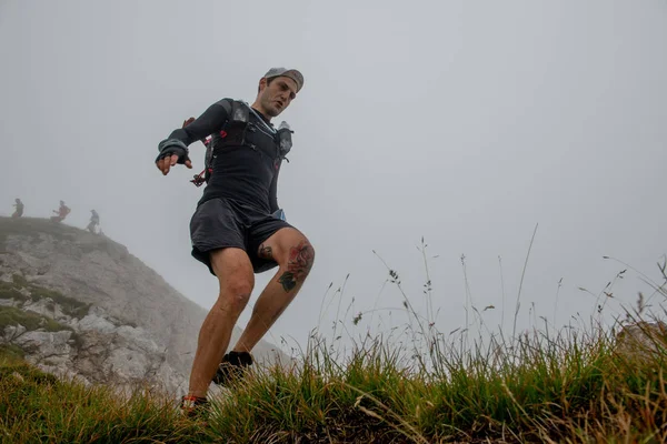 Maga 2018.Zorzone Serina İtalya 2 Eylül 2018: 50 km dağlarında aşırı rekabetçi yarış