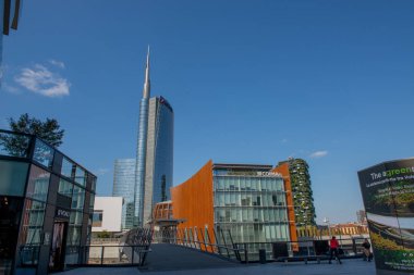 Milan İtalya 26th Eylül 2018: yeni yön bölge, Milano'da Piazza Gae Aulenti