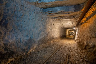 Dossena İtalya'nın eski mayın