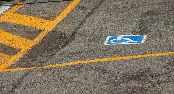 Смуги Паркування Інвалідів — стокове фото